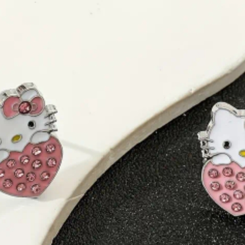 Hello Kitty Pink Earrings
